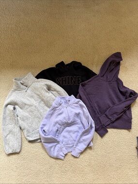Lot of 4 girls sweatshirts size 10-old navy gap Tek gear